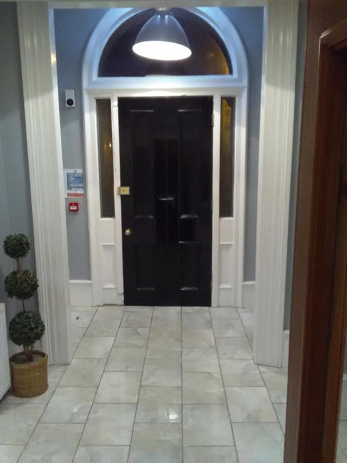 Clifton Hotel Newcastle Buitenkant foto